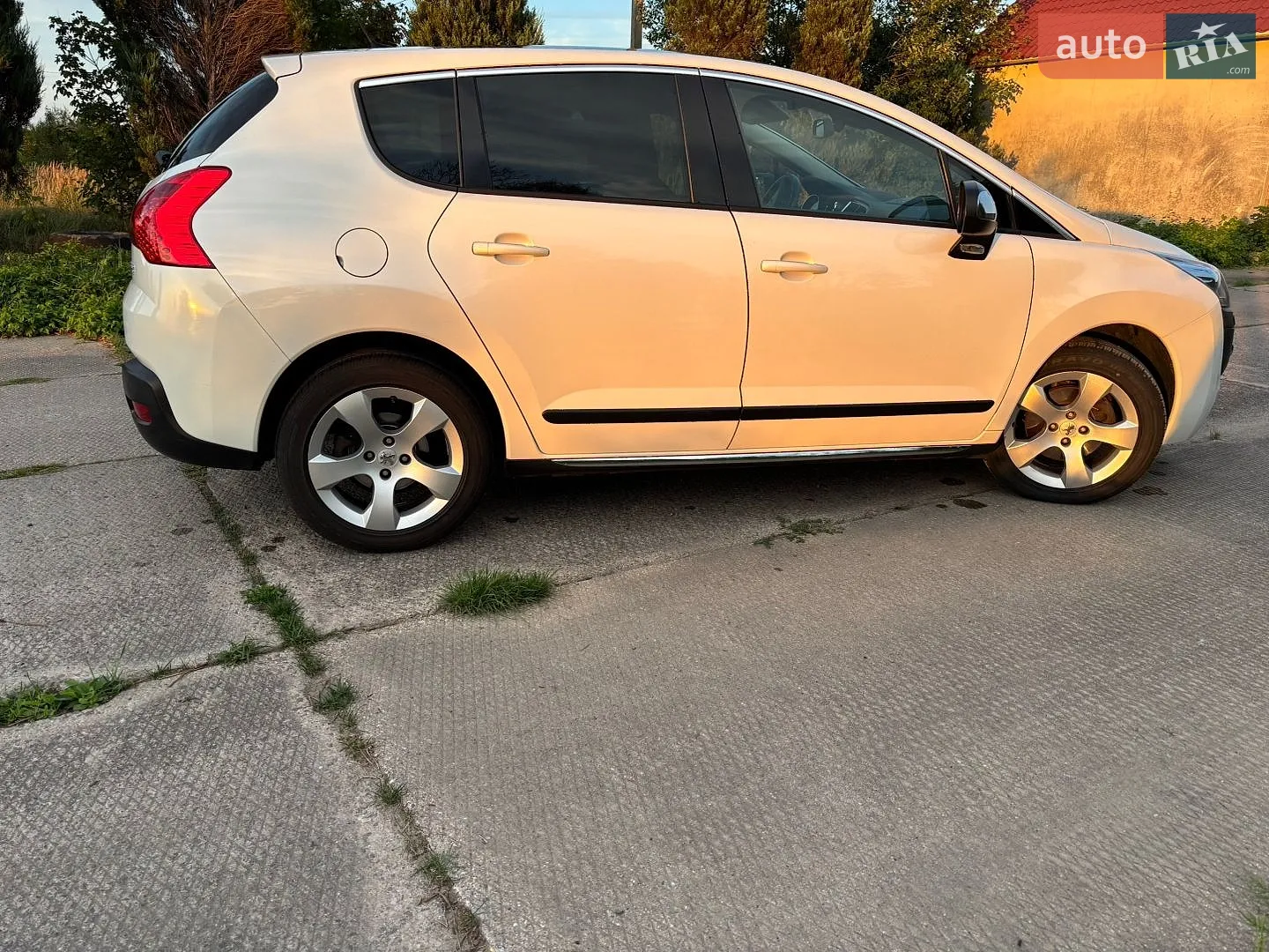 2011 Peugeot 3008 - мініатюра 12
