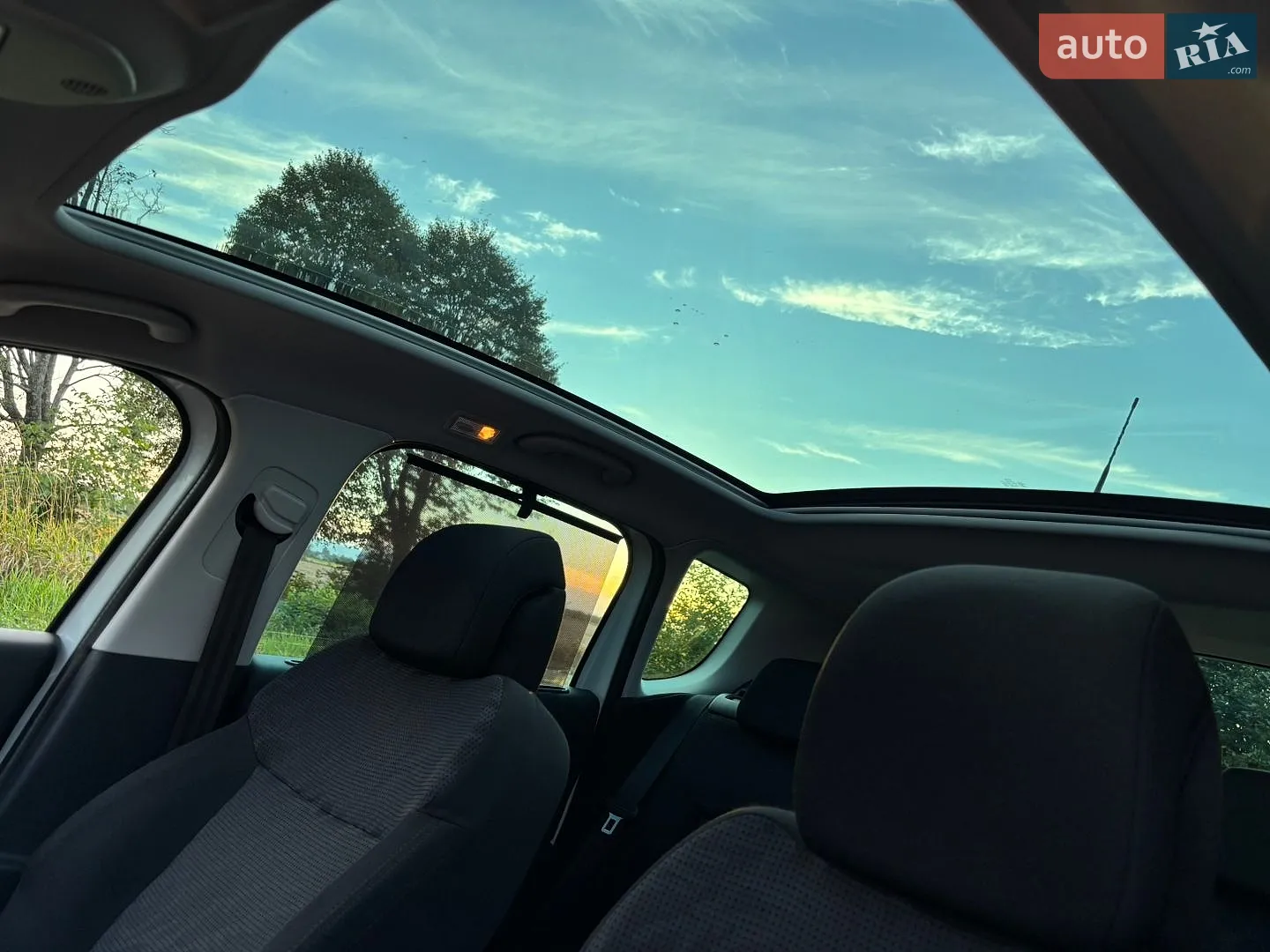 2011 Peugeot 3008 - мініатюра 29
