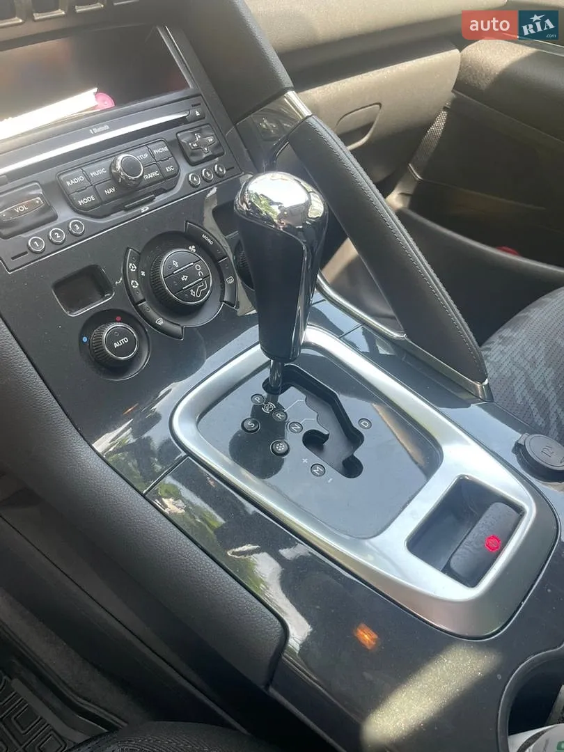 2011 Peugeot 3008 - мініатюра 28