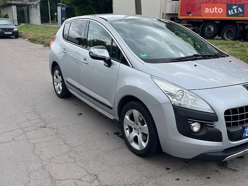 Peugeot 3008 2013