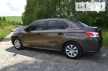 Седан Peugeot 301 2013 в Хмельницком