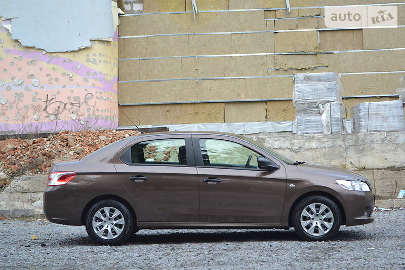 Седан Peugeot 301 2013 в Києві