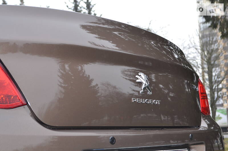 Седан Peugeot 301 2013 в Києві