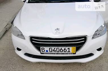 Седан Peugeot 301 2016 в Хмельницком