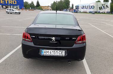 Седан Peugeot 301 2017 в Житомире