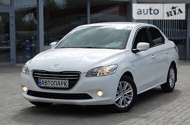 Седан Peugeot 301 2013 в Днепре