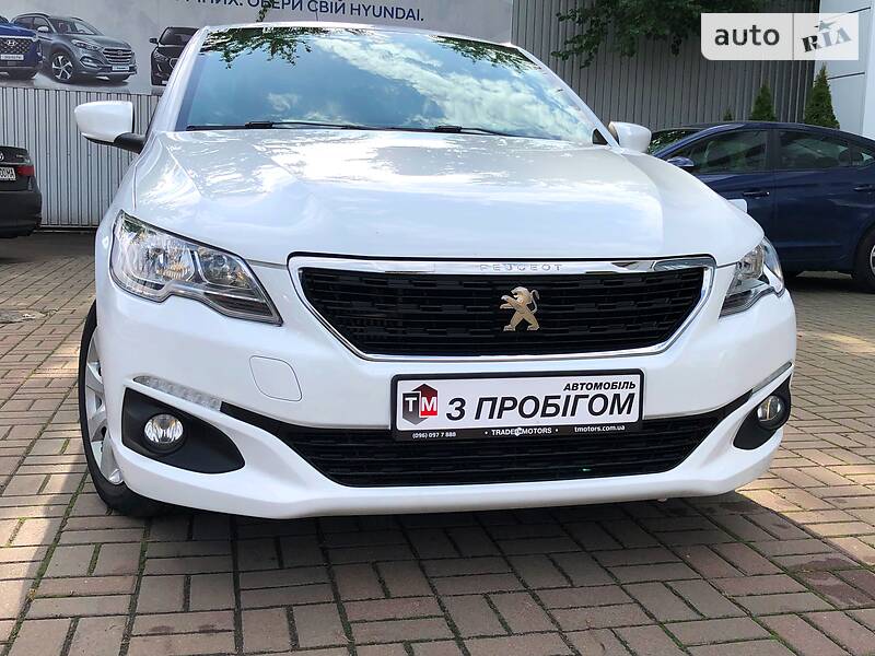 Седан Peugeot 301 2017 в Києві