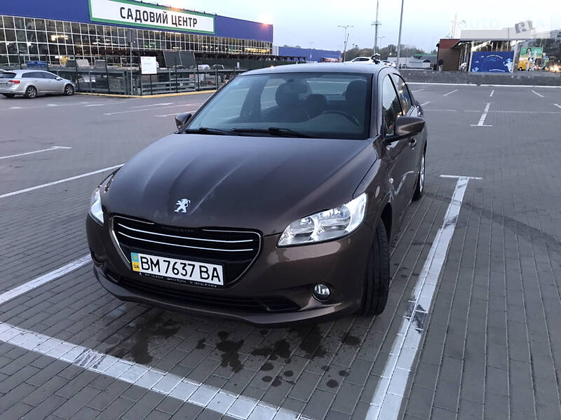 Седан Peugeot 301 2013 в Сумах