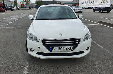 Седан Peugeot 301 2016 в Києві
