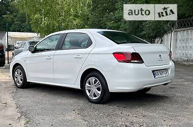 Седан Peugeot 301 2020 в 