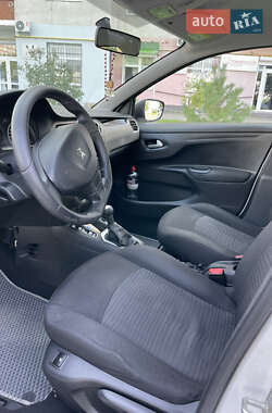 Седан Peugeot 301 2019 в 