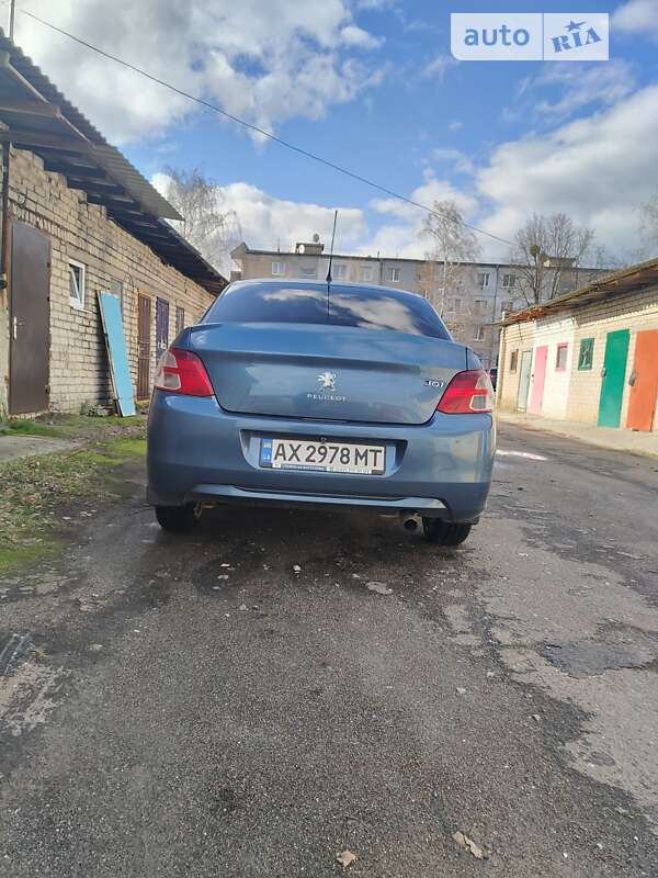 Седан Peugeot 301 2013 в Харькове