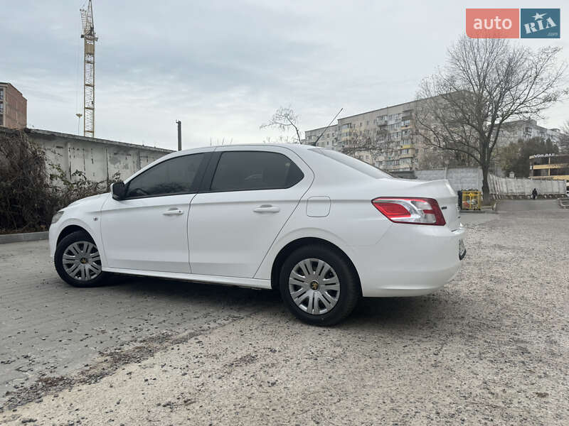 Седан Peugeot 301 2016 в Чорноморську