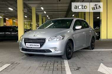 Седан Peugeot 301 2014 в Києві