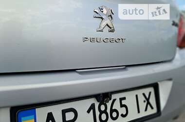 Седан Peugeot 301 2013 в Запорожье