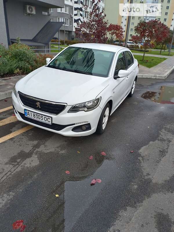 Peugeot 301 2018