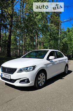 Седан Peugeot 301 2018 в Києві