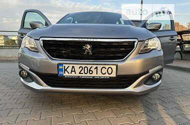 Седан Peugeot 301 2020 в Киеве