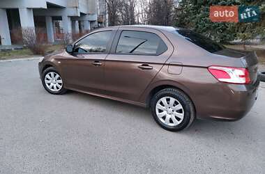 Седан Peugeot 301 2013 в Днепре