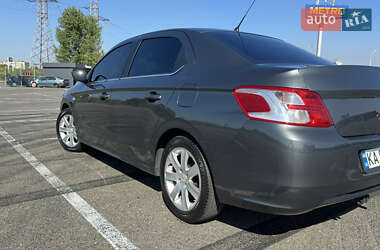 Седан Peugeot 301 2013 в Києві
