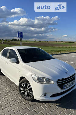 Седан Peugeot 301 2013 в Горохове