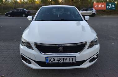 Седан Peugeot 301 2019 в Киеве