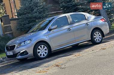 Седан Peugeot 301 2018 в Києві