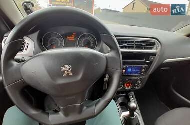 Седан Peugeot 301 2013 в Умані