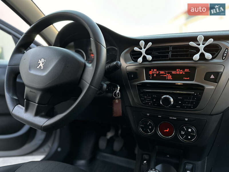 Седан Peugeot 301 2019 в Луцьку