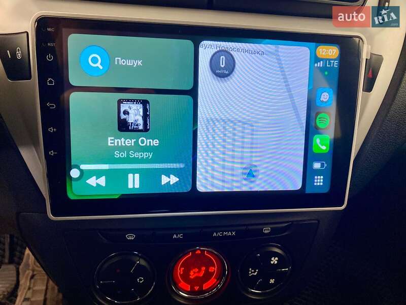 Седан Peugeot 301 2016 в Івано-Франківську