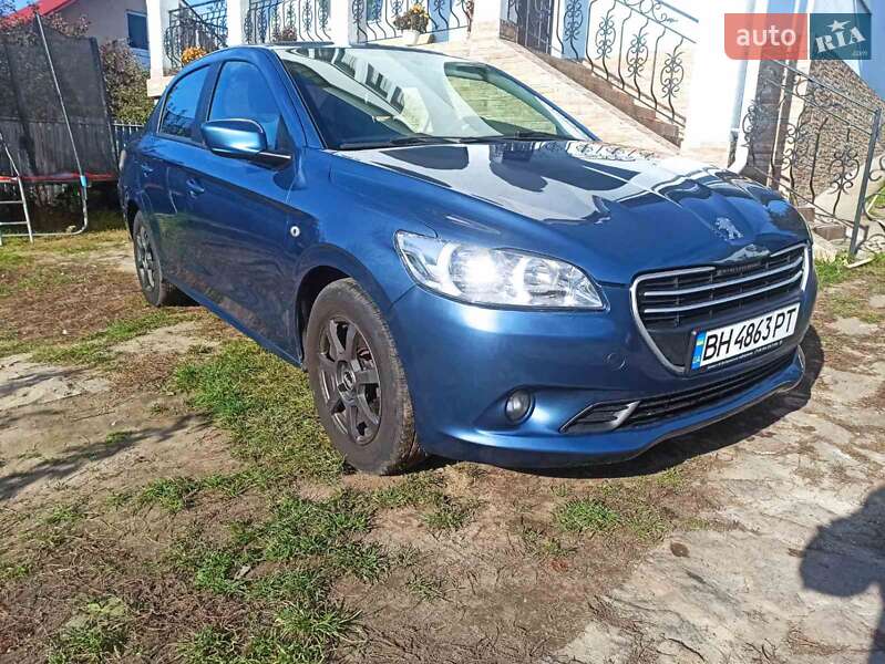 Седан Peugeot 301 2016 в Сумах