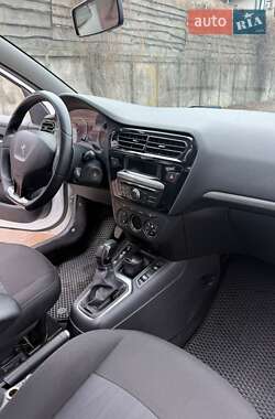 Седан Peugeot 301 2013 в 