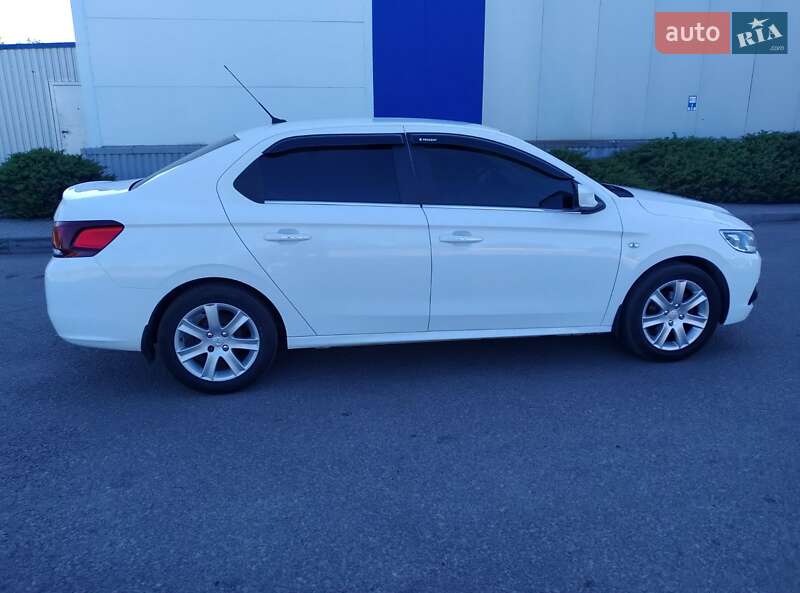 Peugeot 301 2017 Peugeot 301 2017