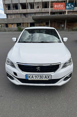 Седан Peugeot 301 2017 в Києві