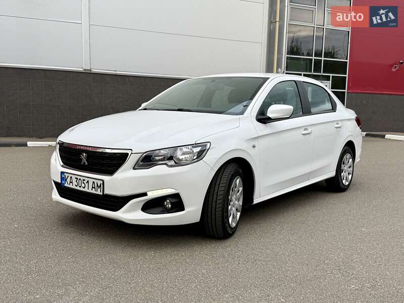Седан Peugeot 301 2020 в Киеве