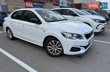 Седан Peugeot 301 2023 в Киеве