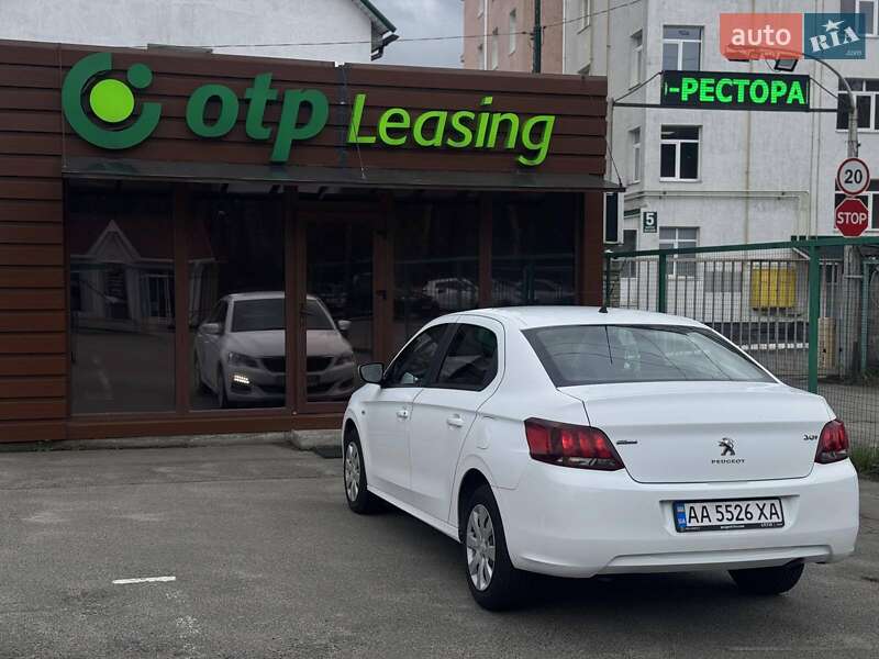Седан Peugeot 301 2018 в Киеве