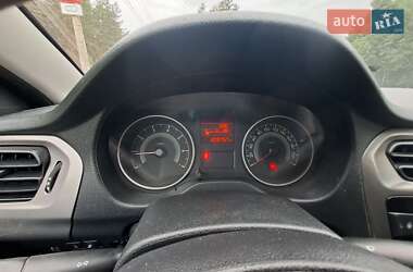 Седан Peugeot 301 2016 в 