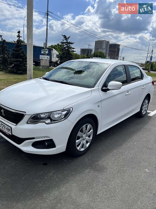 Седан Peugeot 301 2021 в Києві