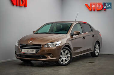 Седан Peugeot 301 2016 в Киеве