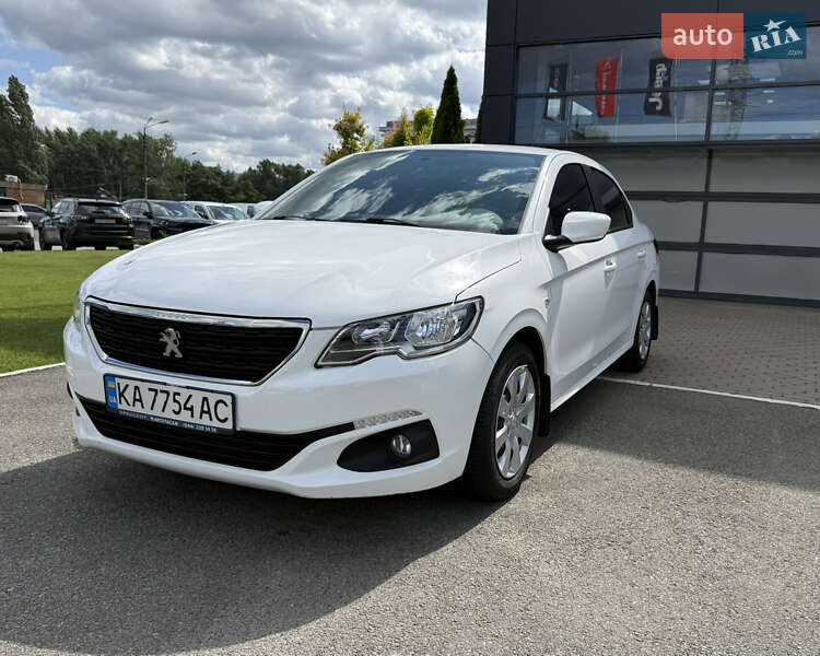 Седан Peugeot 301 2020 в Києві