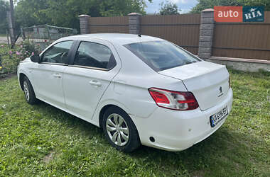 Седан Peugeot 301 2014 в Бродах