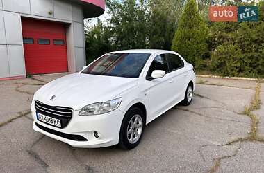 Седан Peugeot 301 2014 в Запорожье