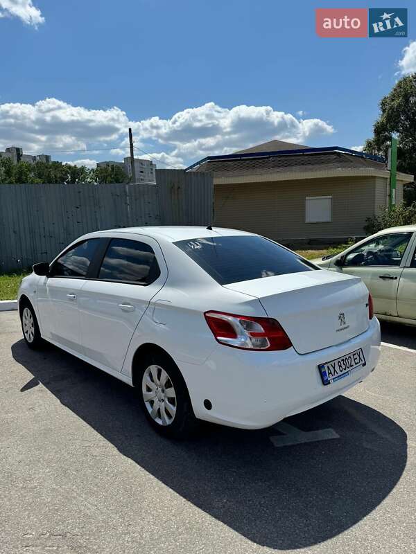 Седан Peugeot 301 2015 в Харькове