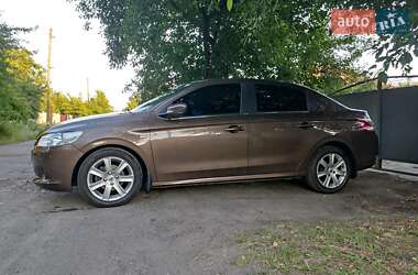 Седан Peugeot 301 2016 в Ирклиеве