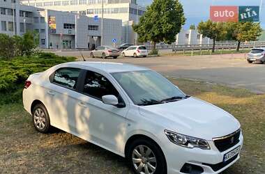 Седан Peugeot 301 2019 в Киеве