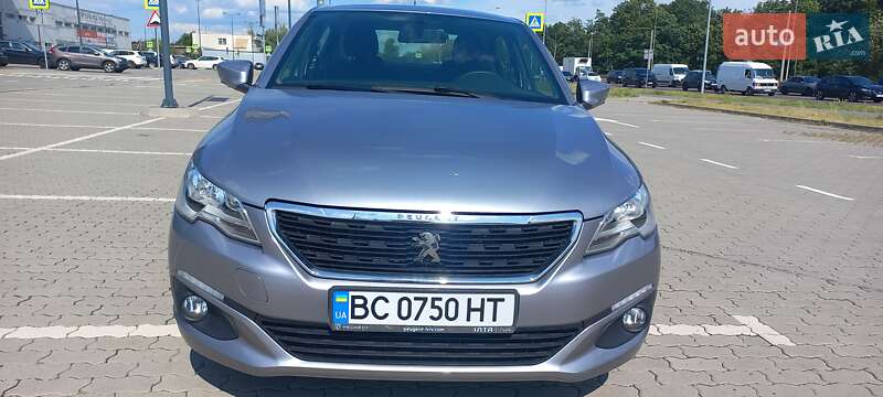 Седан Peugeot 301 2018 в Львове