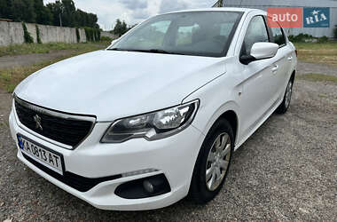 Седан Peugeot 301 2020 в Києві