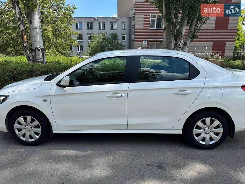 Седан Peugeot 301 2021 в Дніпрі