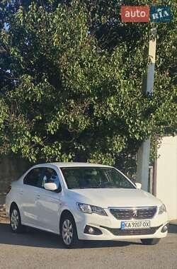 Седан Peugeot 301 2017 в Дніпрі